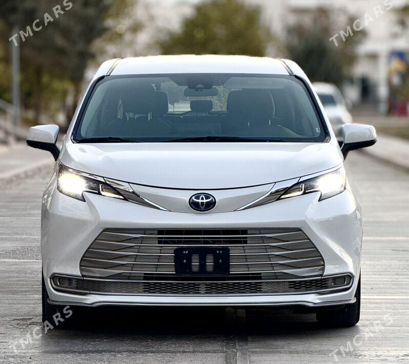 Toyota Sienna 2022 - 470 000 TMT - Aşgabat - img 3