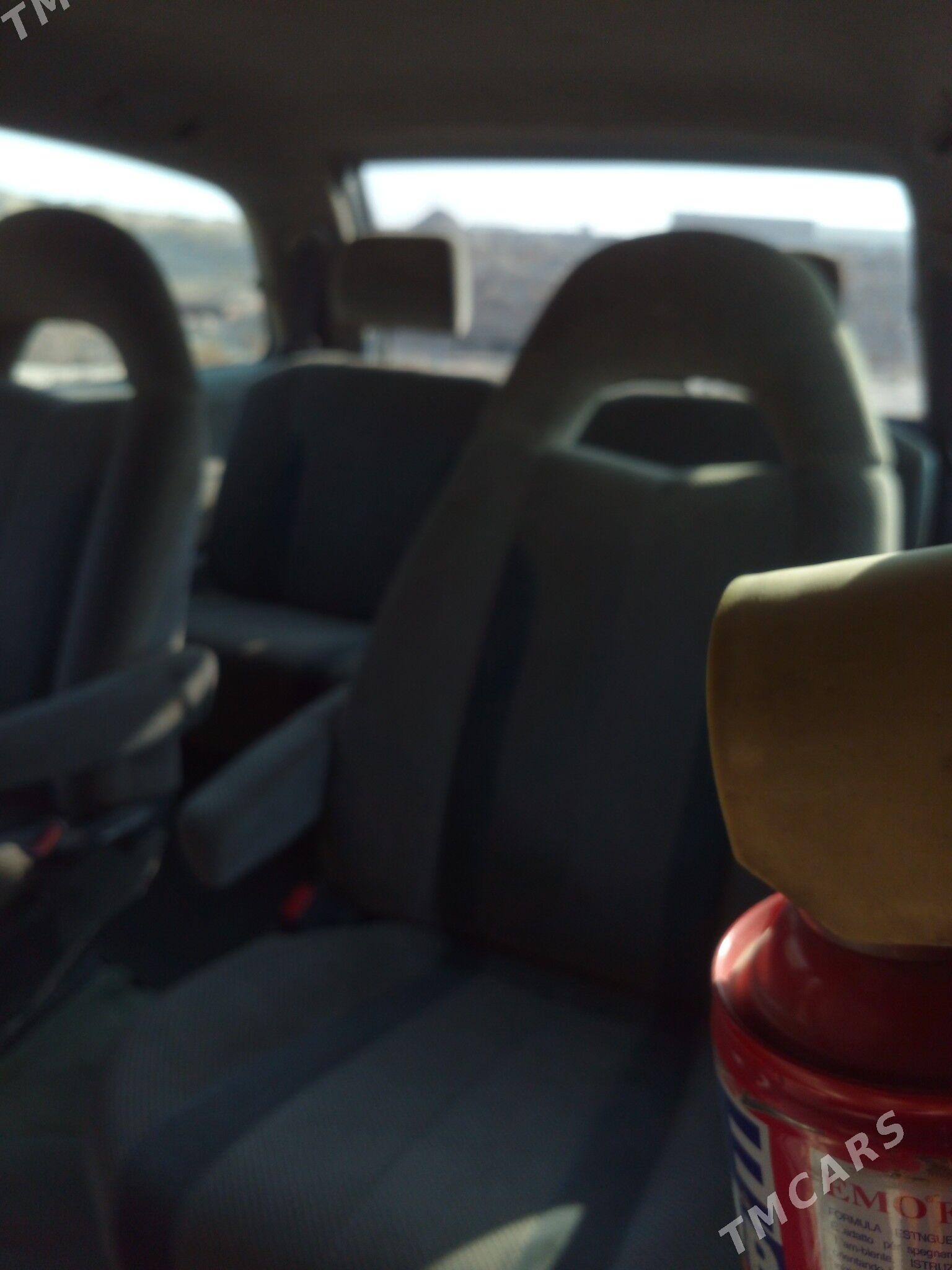 Toyota Previa 1993 - 80 000 TMT - Достлук - img 5