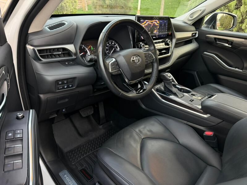 Toyota Highlander 2021 - 668 000 TMT - Ашхабад - img 8