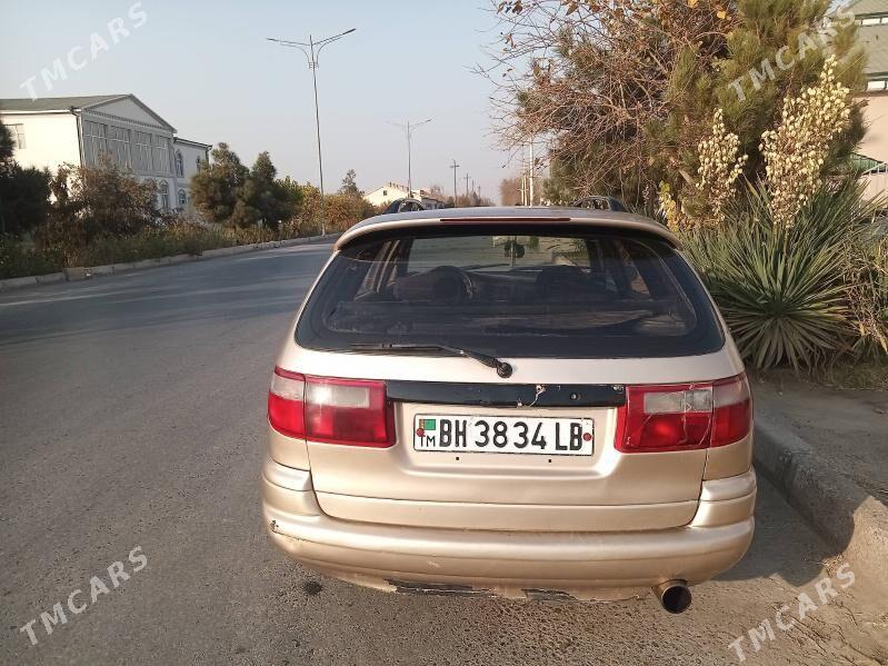 Toyota Carina 1994 - 40 000 TMT - Çärjew - img 4