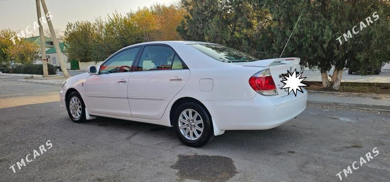 Toyota Camry 2005 - 240 000 TMT - Täze zaman - img 4