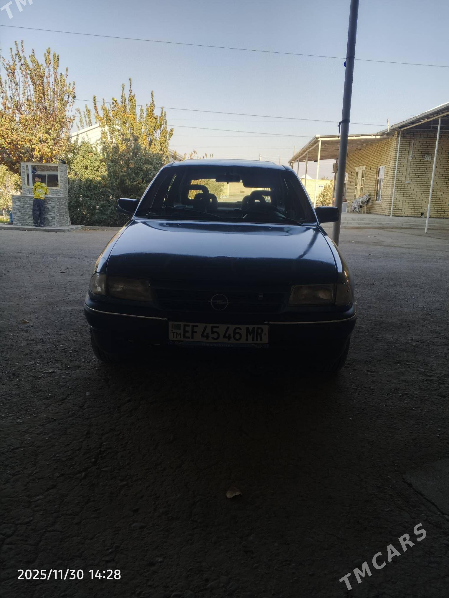 Opel Astra 1993 - 45 000 TMT - Mary - img 5