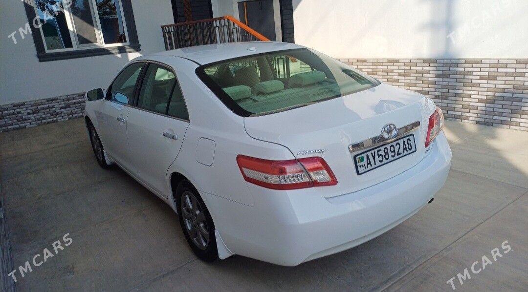 Toyota Camry 2010 - 230 000 TMT - Ашхабад - img 3