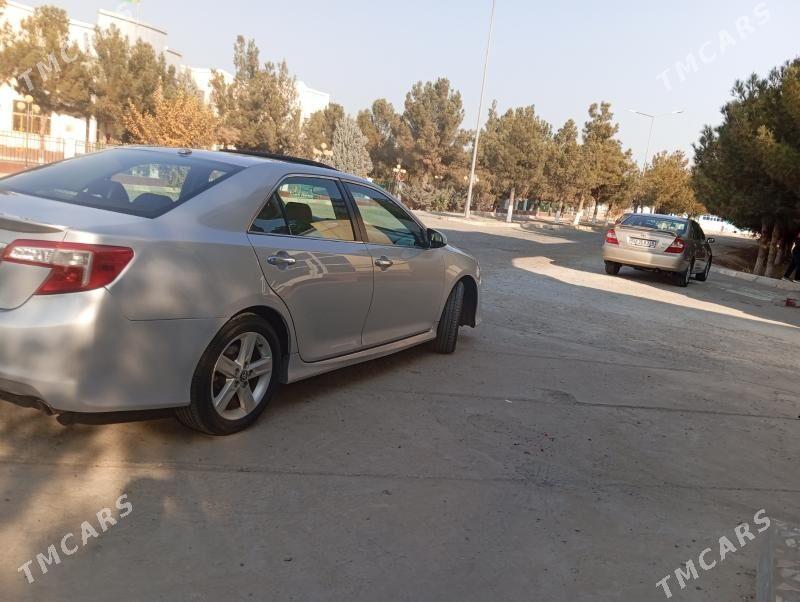 Toyota Camry 2012 - 250 000 TMT - Дянев - img 3