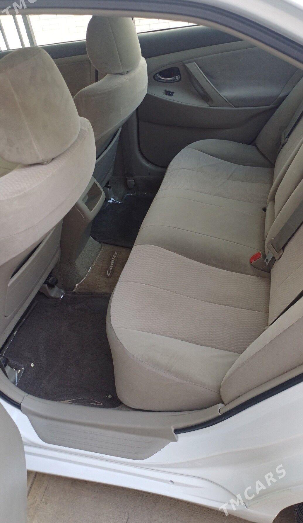 Toyota Camry 2010 - 230 000 TMT - Ашхабад - img 5