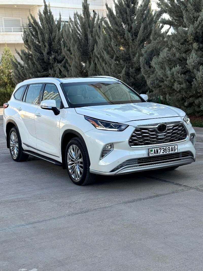 Toyota Highlander 2022 - 580 000 TMT - ул. Подвойского (Битарап Туркменистан шаёлы) - img 3