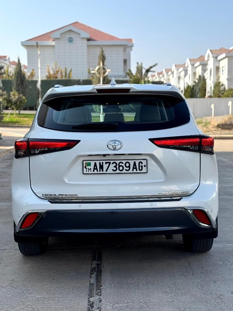 Toyota Highlander 2022 - 580 000 TMT - ул. Подвойского (Битарап Туркменистан шаёлы) - img 7