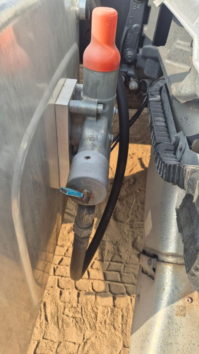 энша 35 000 TMT - Гурбансолтан Едже - img 2