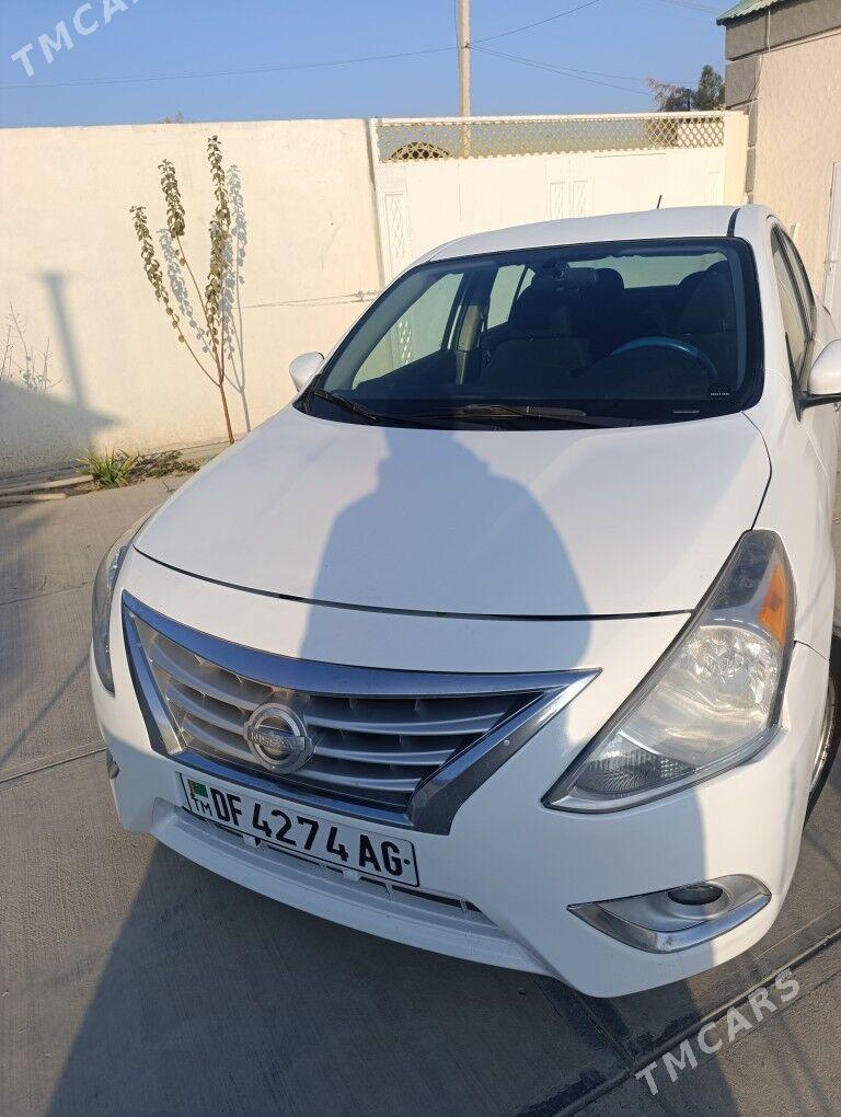 Nissan Versa 2016 - 123 999 TMT - Büzmeýin - img 4