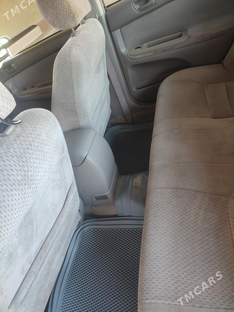 Toyota Camry 2003 - 150 000 TMT - Мары - img 9