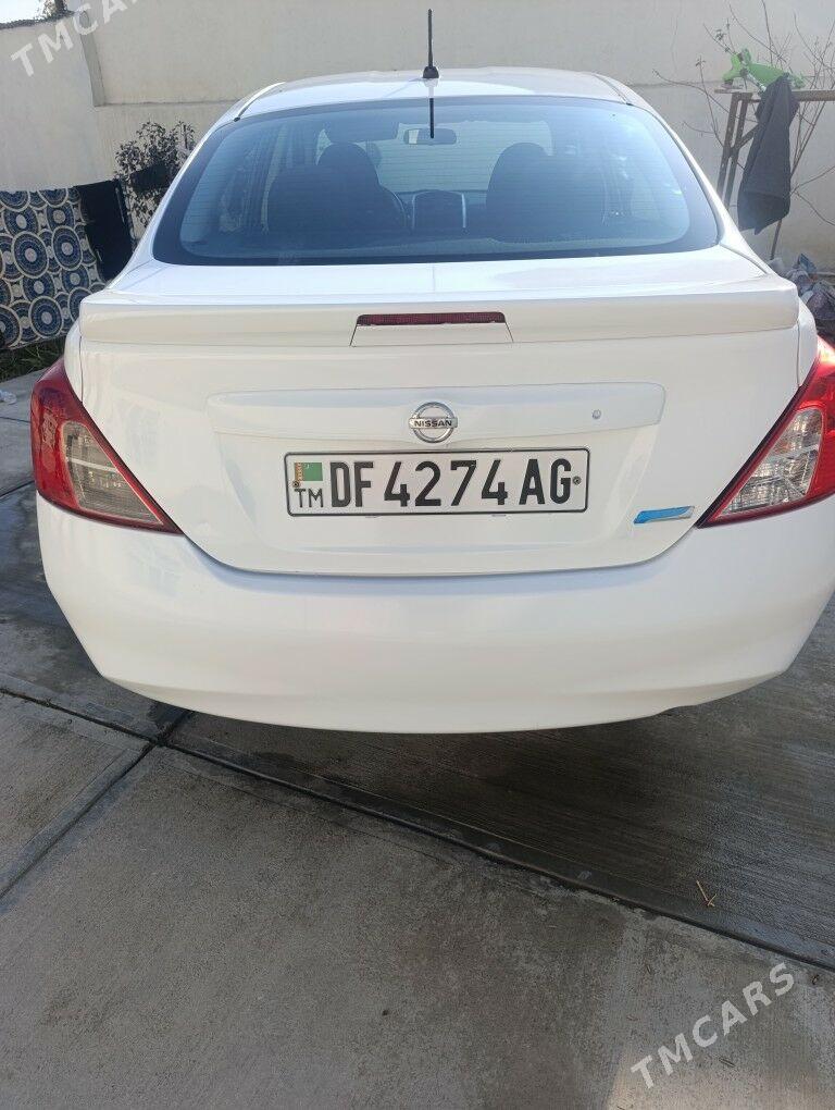 Nissan Versa 2016 - 123 999 TMT - Büzmeýin - img 2