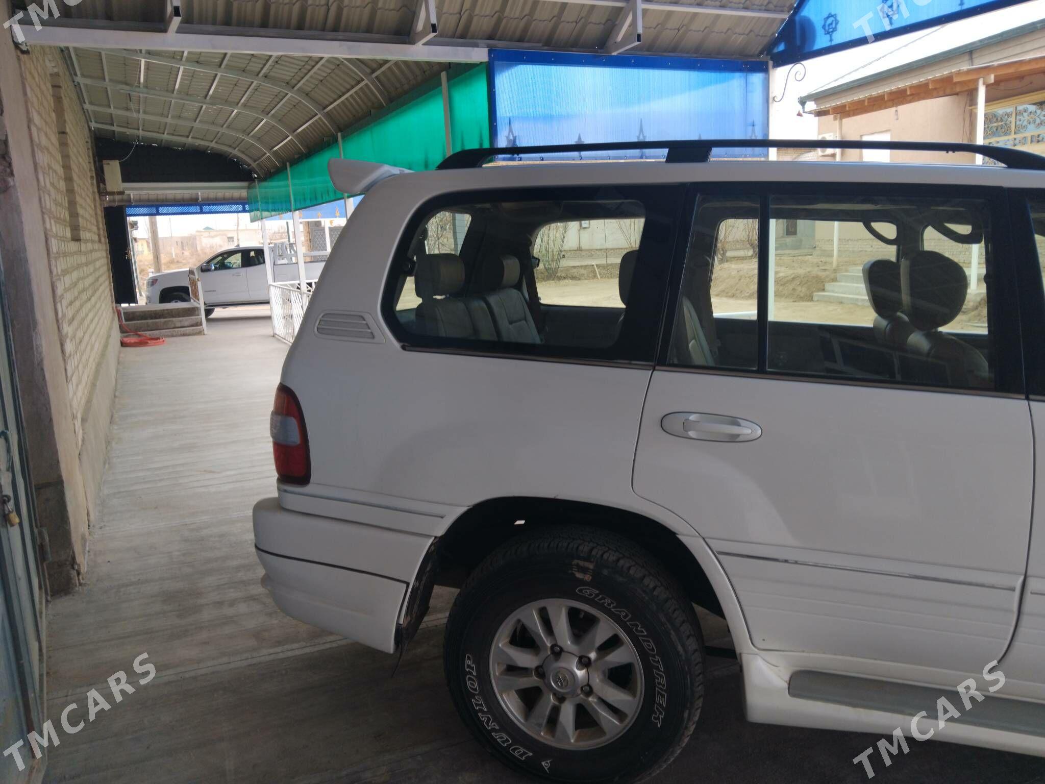 Toyota Land Cruiser 2002 - 250 000 TMT - Гурбансолтан Едже - img 3