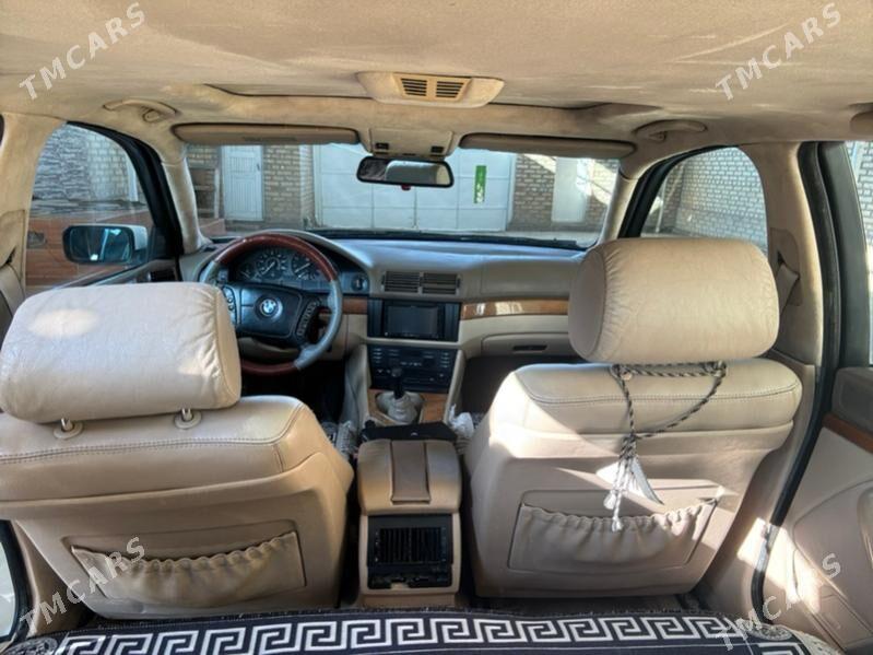 BMW 528 1998 - 97 000 TMT - Mary - img 2