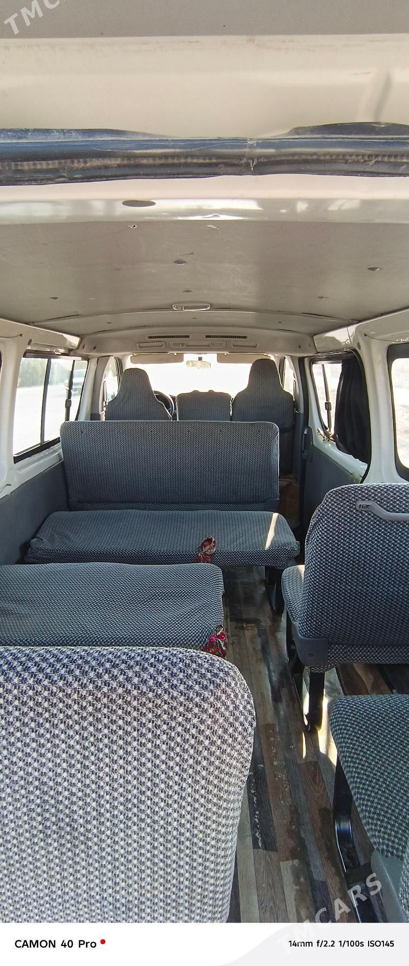 Toyota Hiace 2005 - 270 000 TMT - Ашхабад - img 5