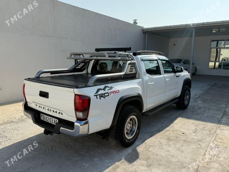 Toyota Tacoma 2019 - 375 000 TMT - Ашхабад - img 5
