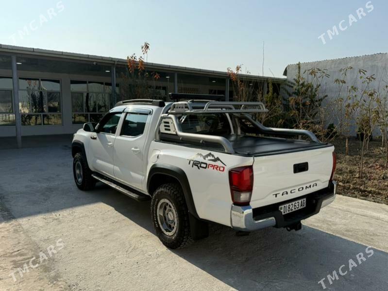 Toyota Tacoma 2019 - 375 000 TMT - Ашхабад - img 3