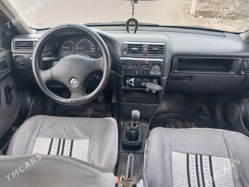 Opel Vectra 1989 - 50 000 TMT - Гороглы (Тагта) - img 2