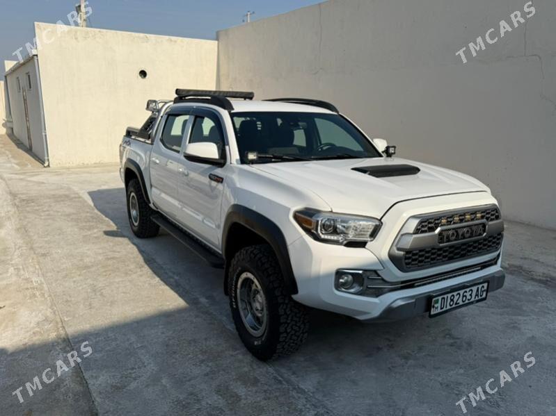 Toyota Tacoma 2019 - 375 000 TMT - Ашхабад - img 7