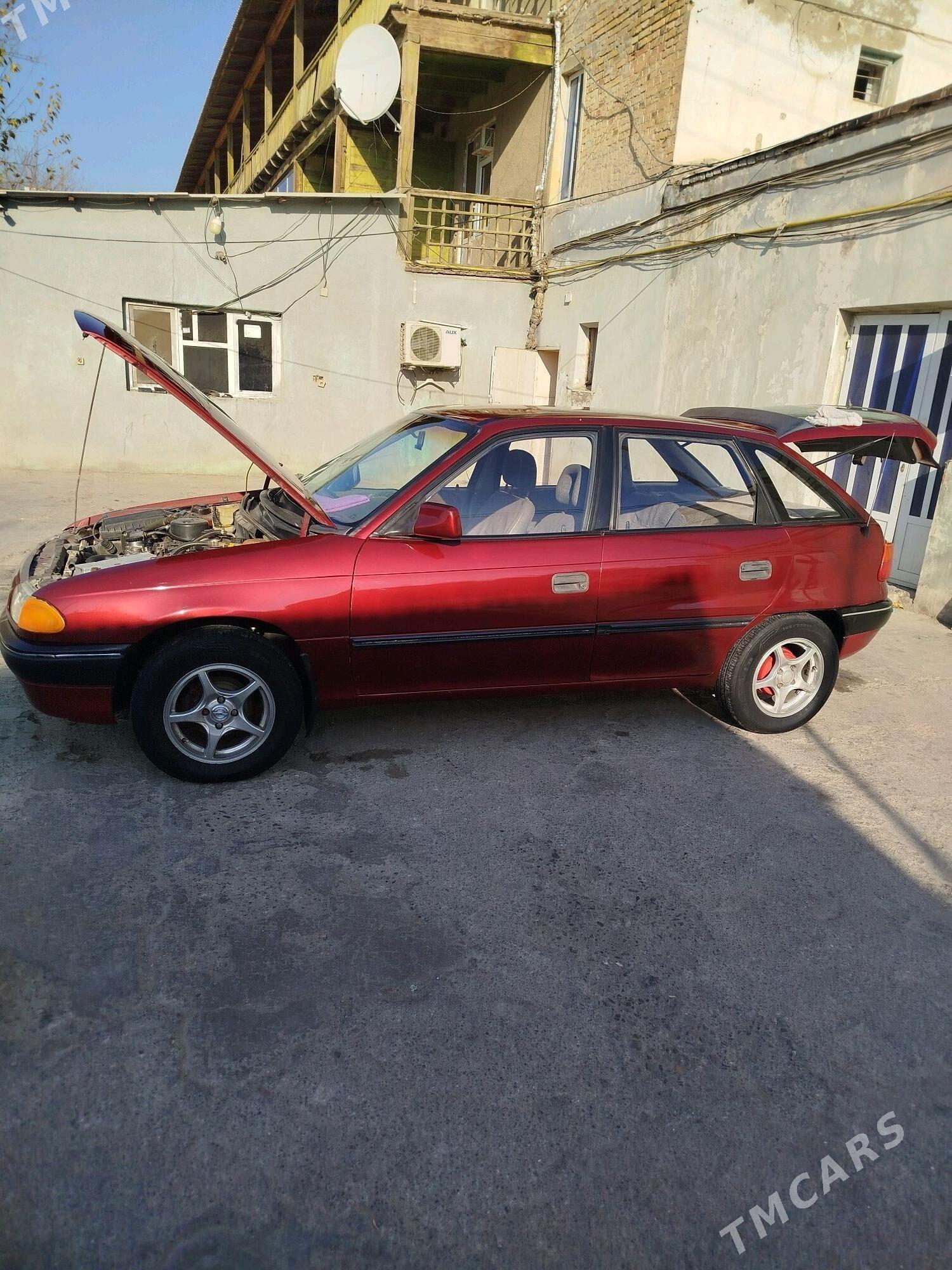 Opel Astra 1992 - 47 000 TMT - Mary - img 8