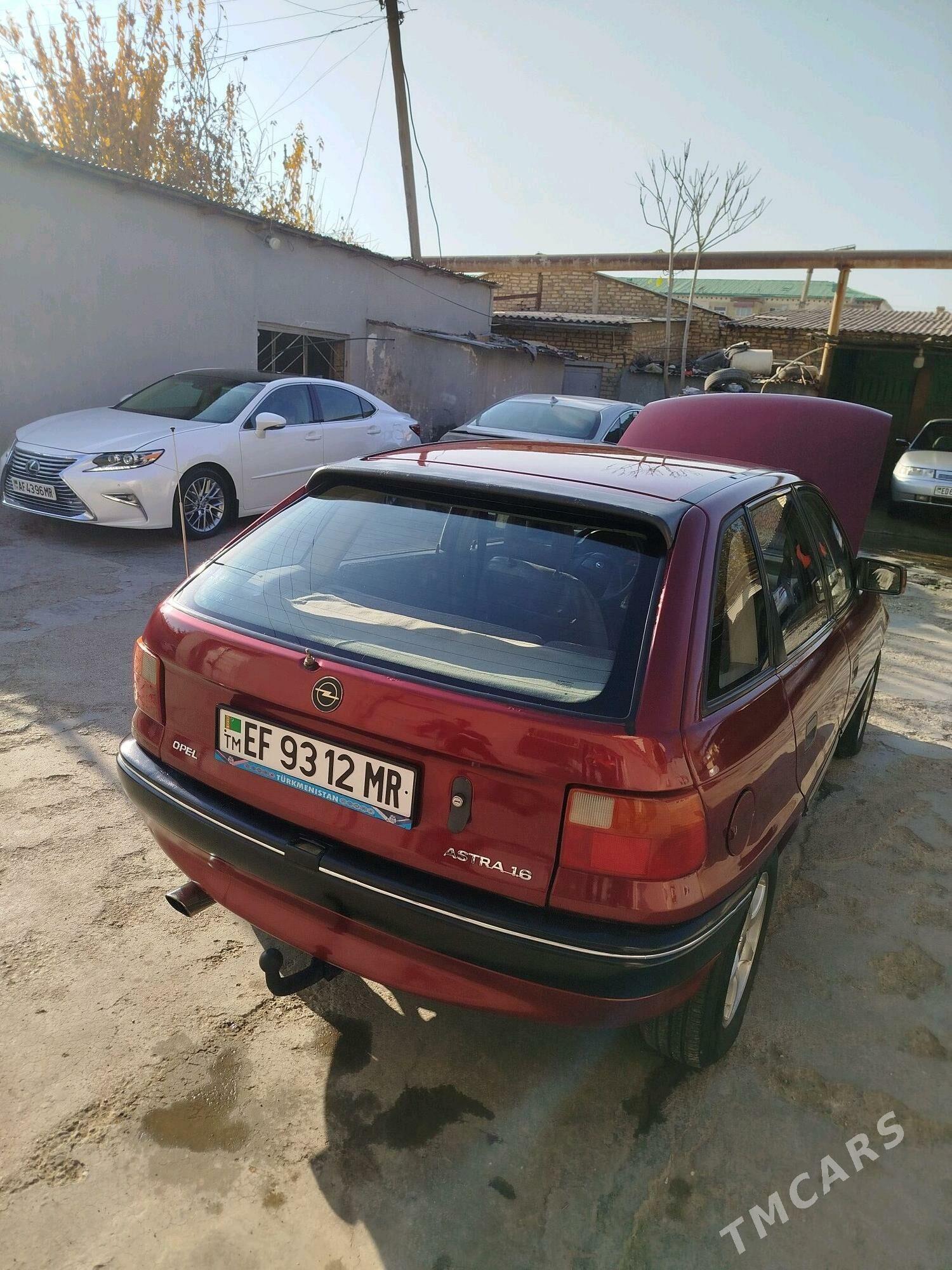 Opel Astra 1992 - 47 000 TMT - Mary - img 5
