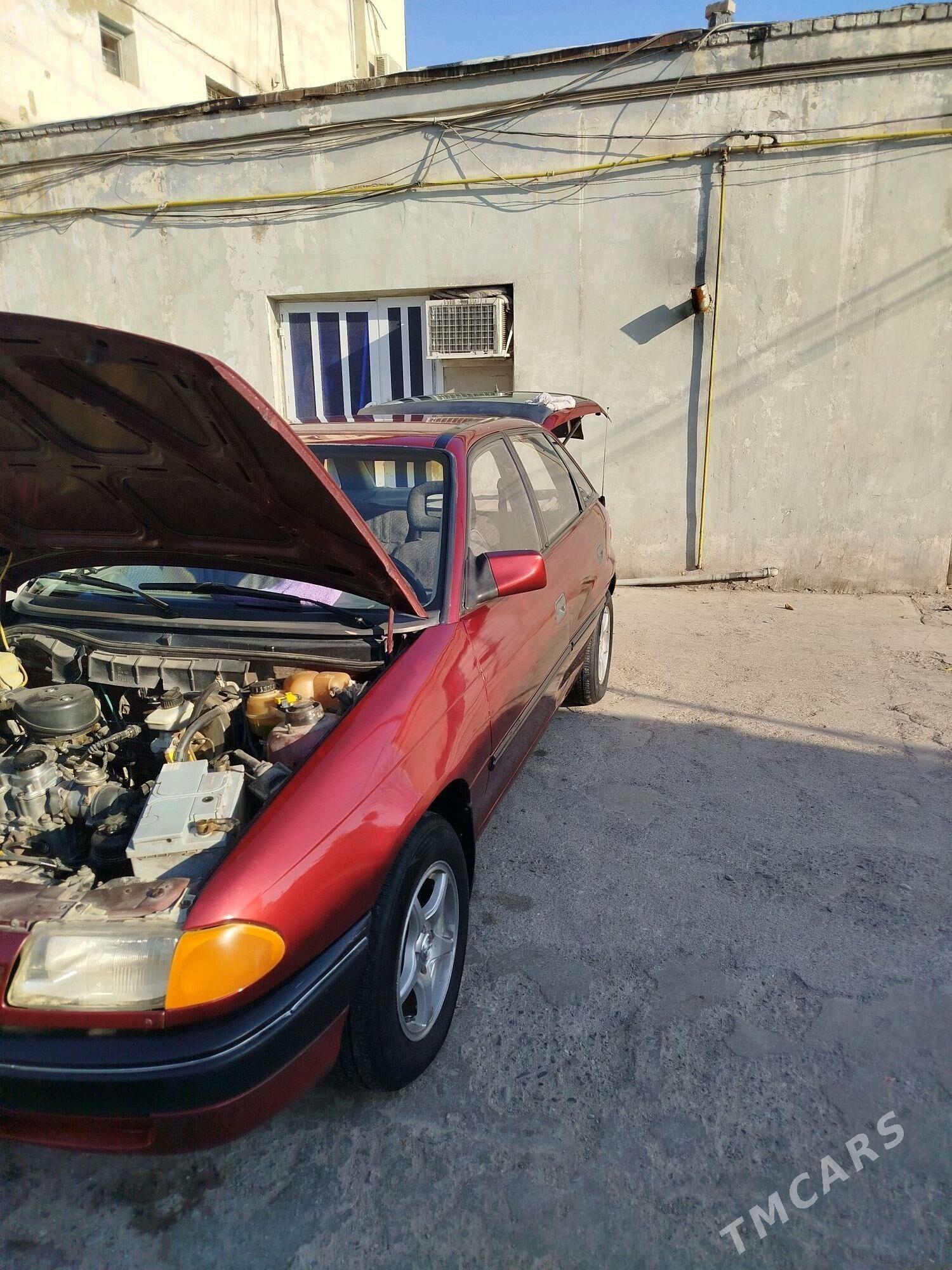 Opel Astra 1992 - 47 000 TMT - Mary - img 9