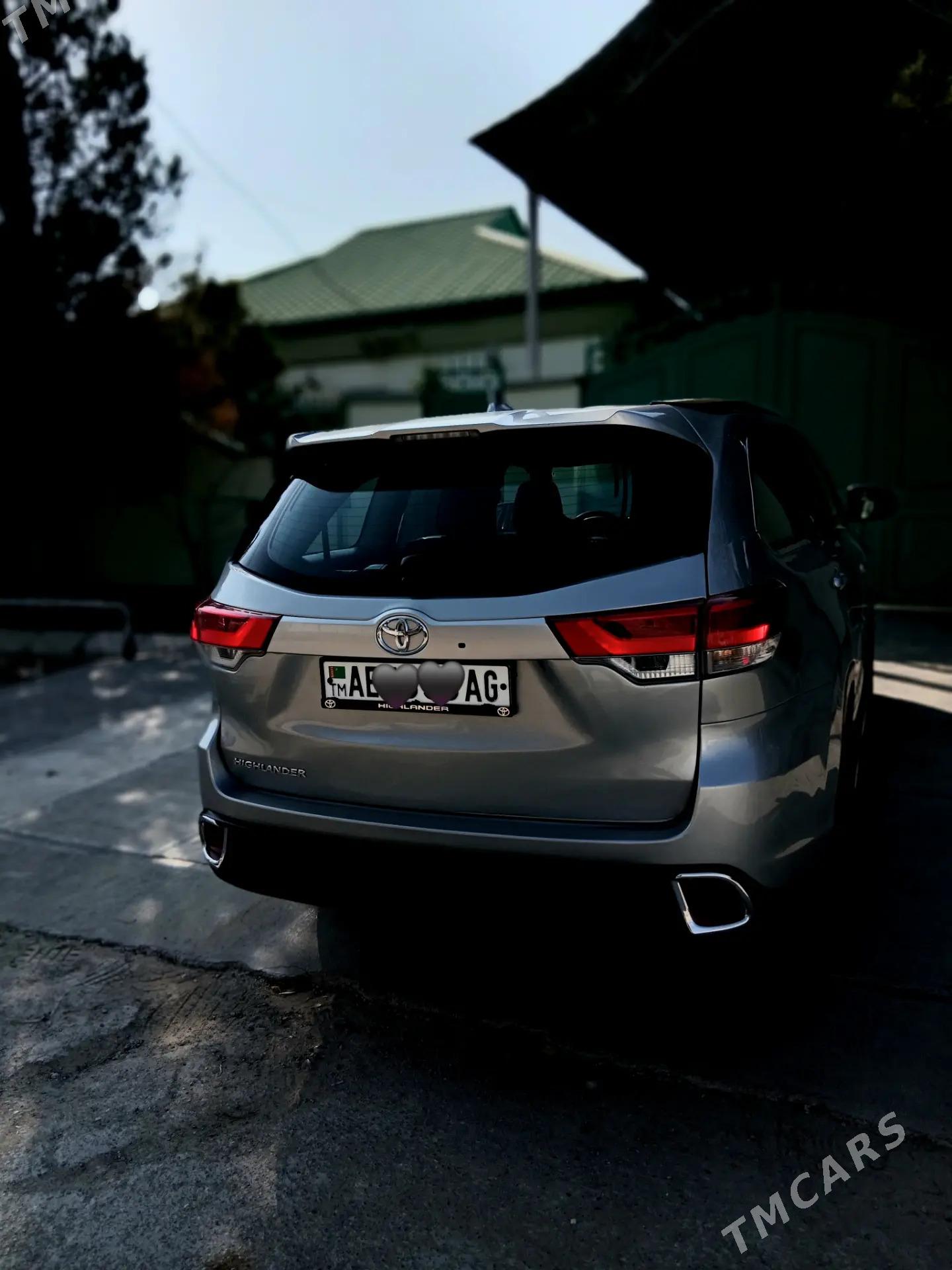 Toyota Highlander 2017 - 420 000 TMT - Ашхабад - img 4