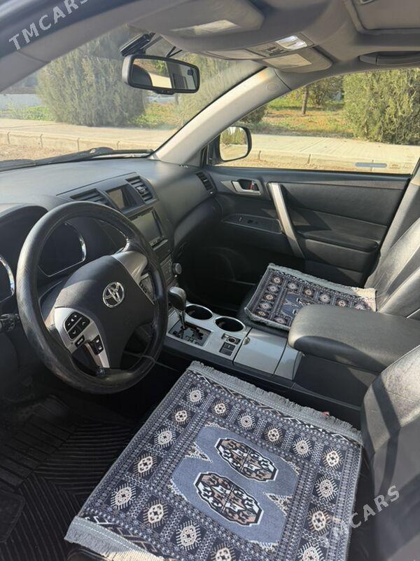 Toyota Highlander 2011 - 320 000 TMT - Ашхабад - img 5