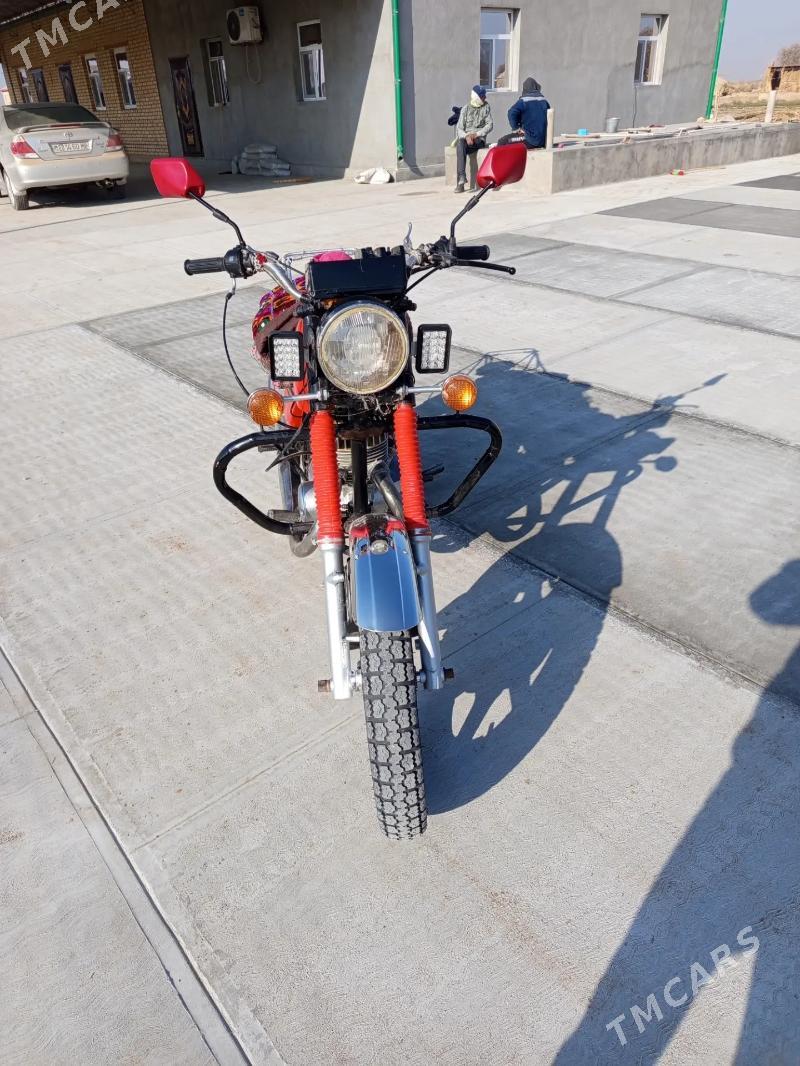 Iž Planeta 4 2008 - 11 000 TMT - Ýolöten - img 3