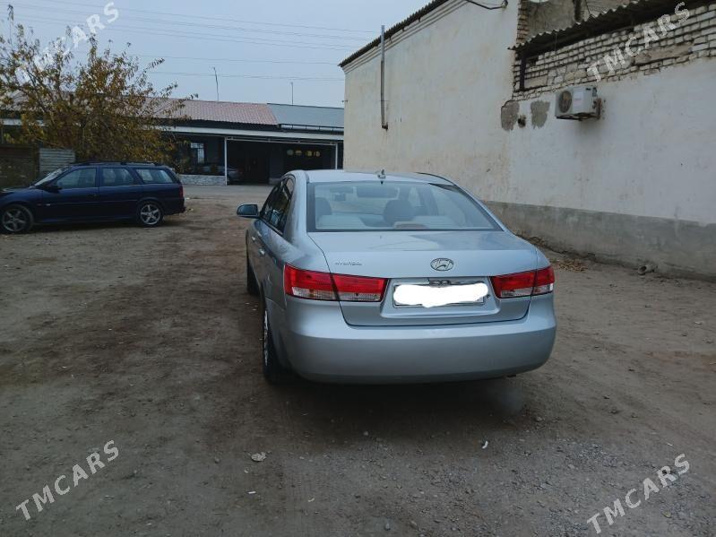 Hyundai Sonata 2006 - 170 000 TMT - Daşoguz - img 2