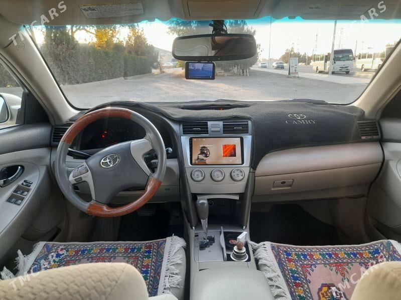 Toyota Camry 2010 - 196 000 TMT - Байрамали - img 6
