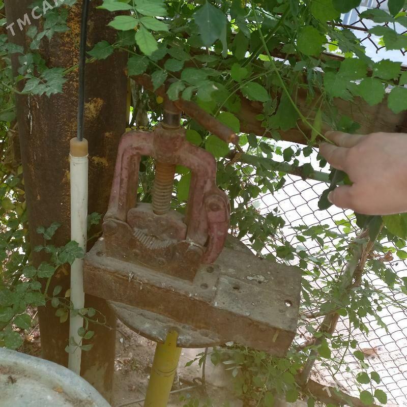 тиски,буржуйка - Balkanabat - img 3