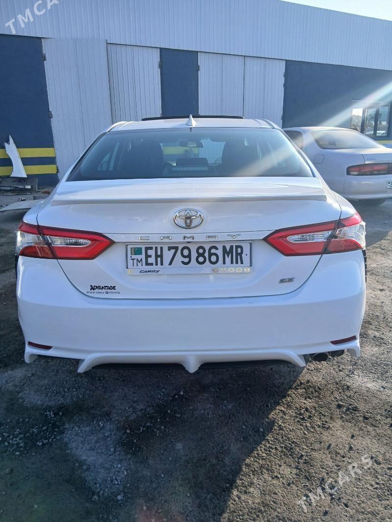 Toyota Camry 2020 - 342 000 TMT - Baýramaly - img 4