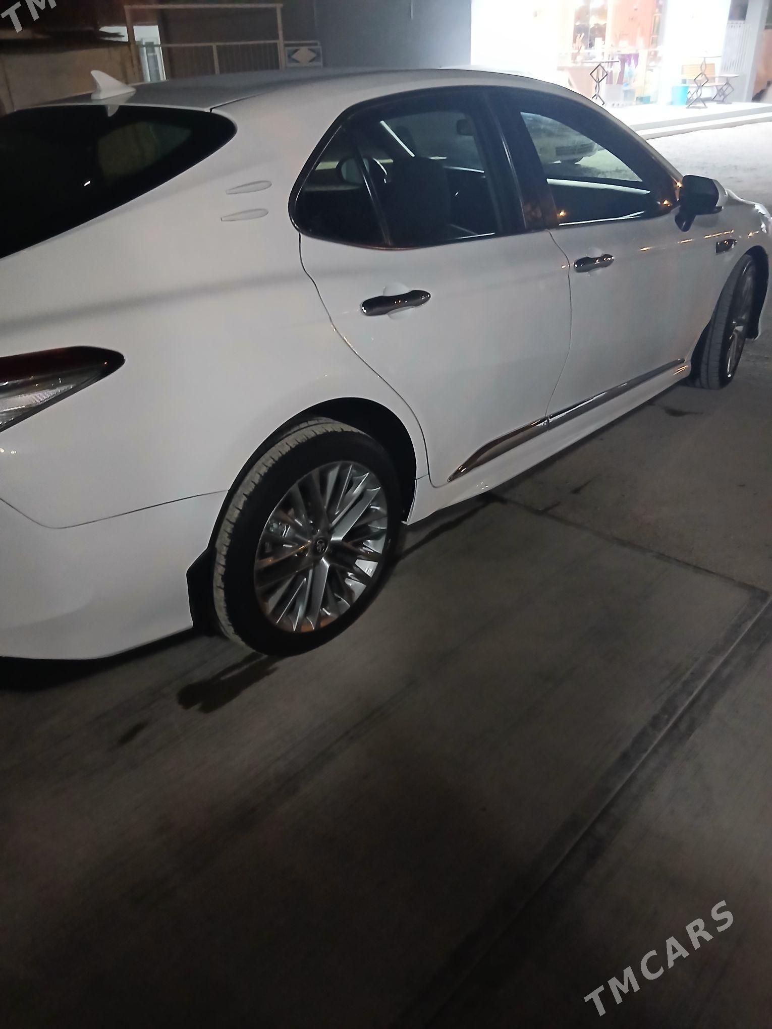 Toyota Camry 2019 - 262 000 TMT - Aşgabat - img 3
