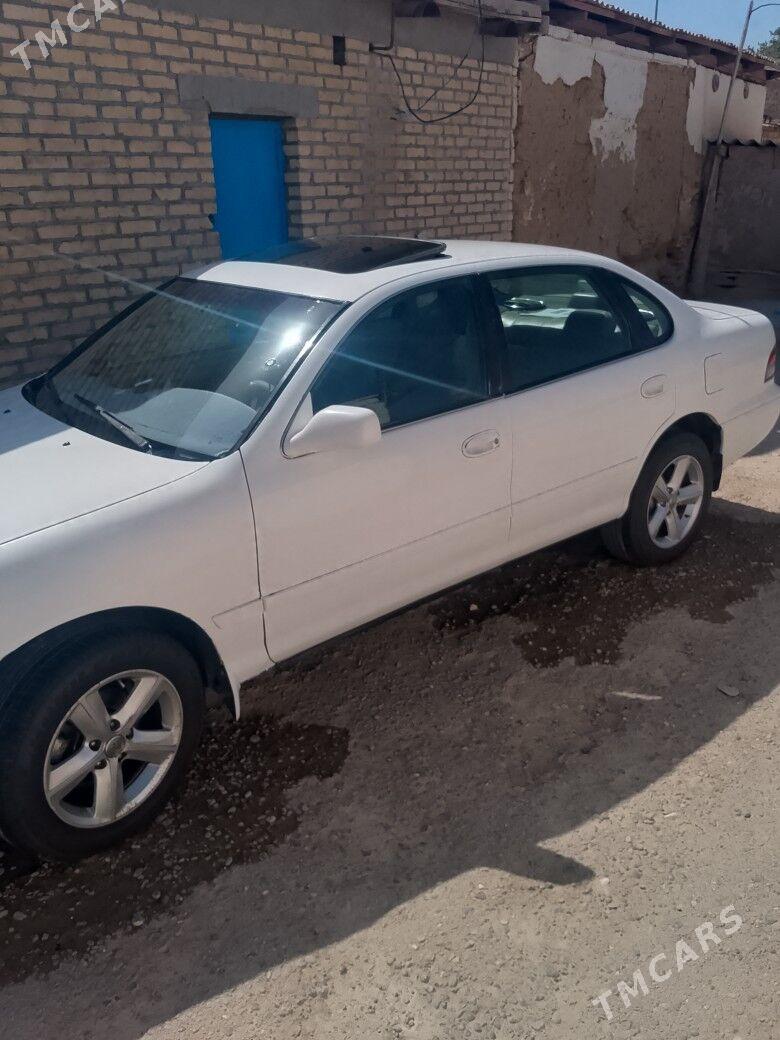 Toyota Avalon 1997 - 130 000 TMT - Гызыларбат - img 4