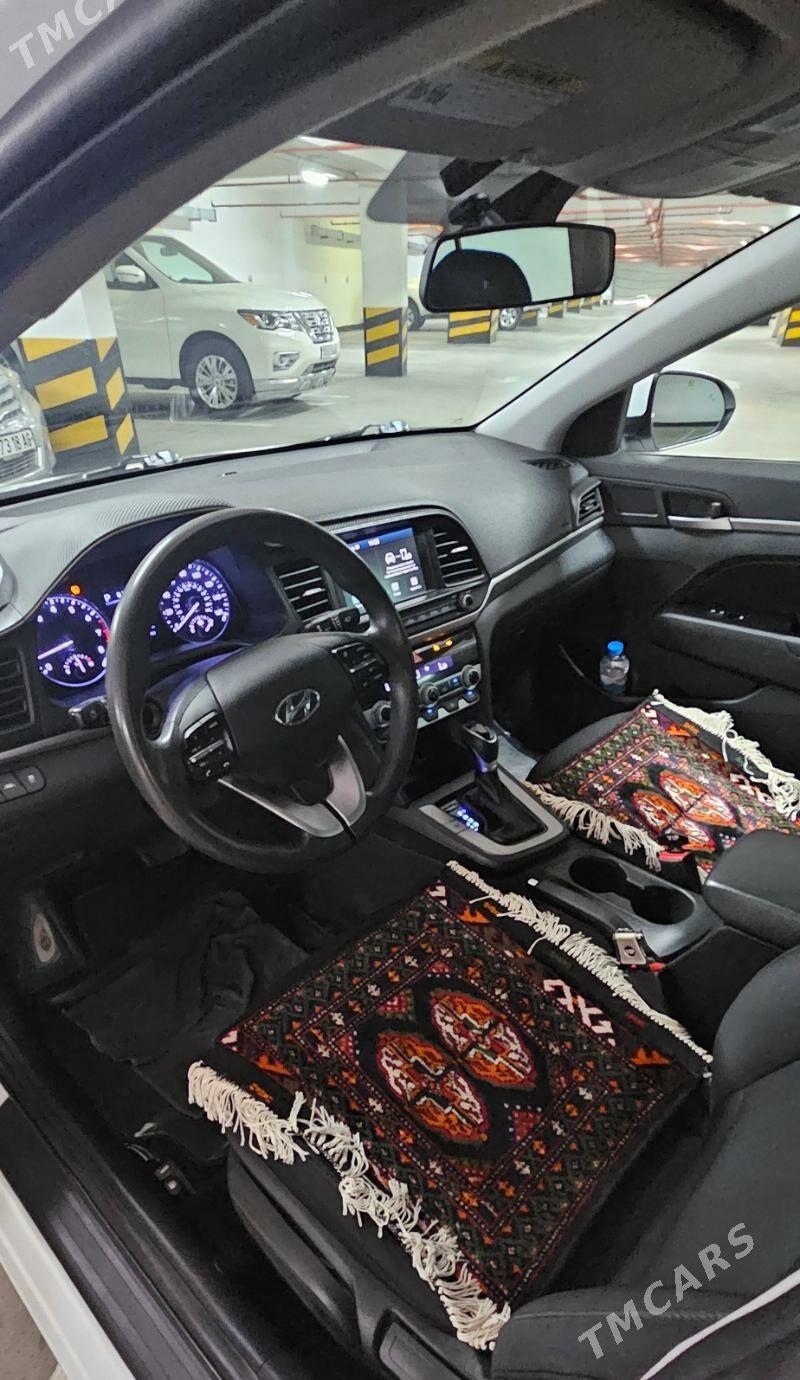 Hyundai Elantra 2019 - 215 000 TMT - 15-й этап - img 4