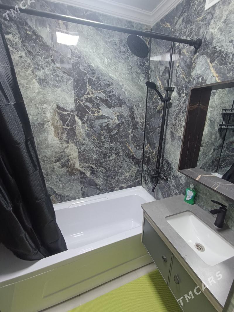 Eýesinden: Gowdan B - Howdan "B" - img 5