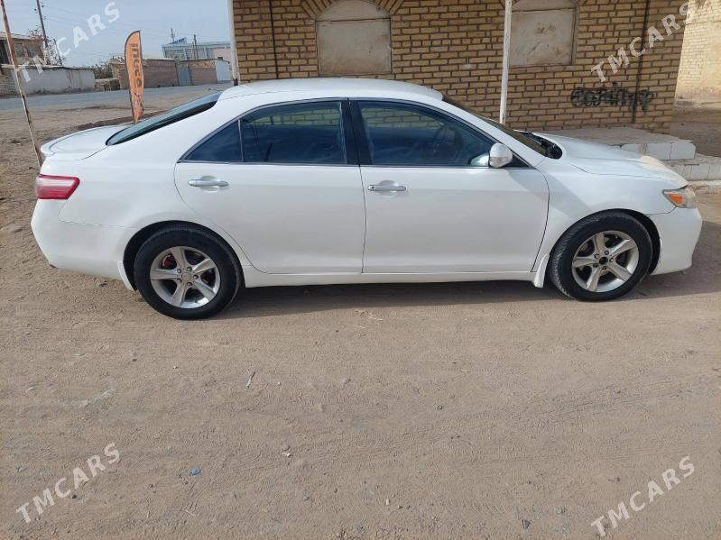 Toyota Camry 2008 - 140 000 TMT - Ёлётен - img 5