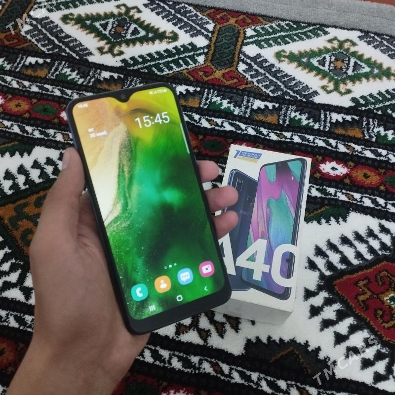 Samsung A40 4/64Gb - Ашхабад - img 3