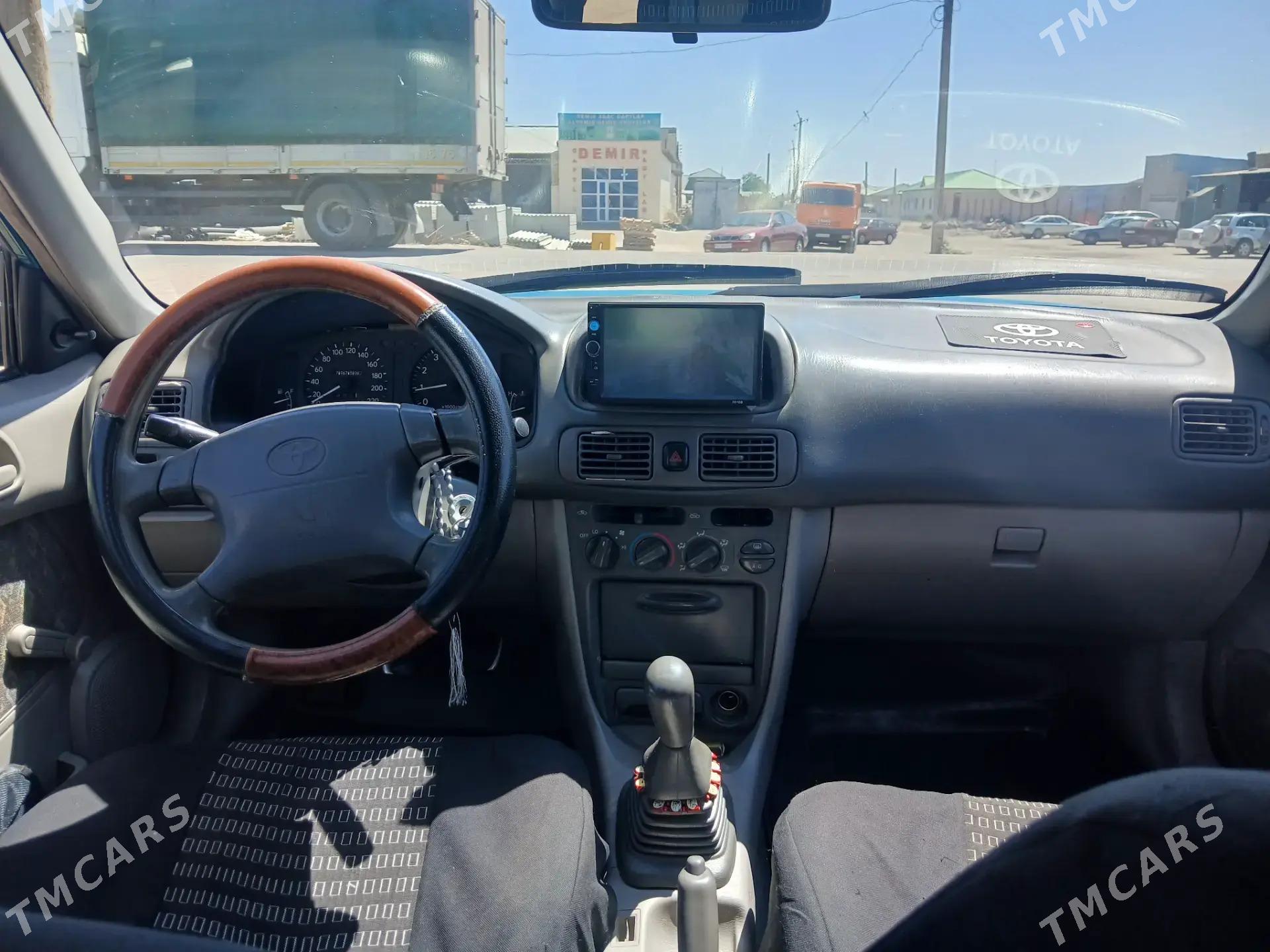 Toyota Corolla 1998 - 65 000 TMT - Gubadag - img 3