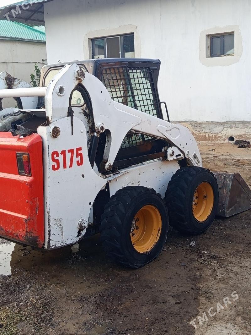 Bobcat S175 2008 - 200 000 TMT - Багир - img 2