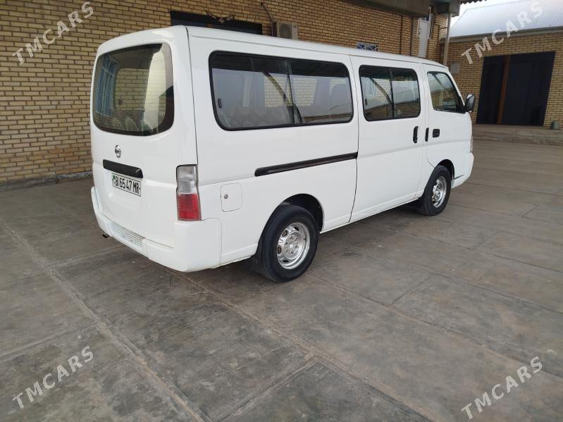 Nissan Urvan 2005 - 135 000 TMT - Sakarçäge - img 4