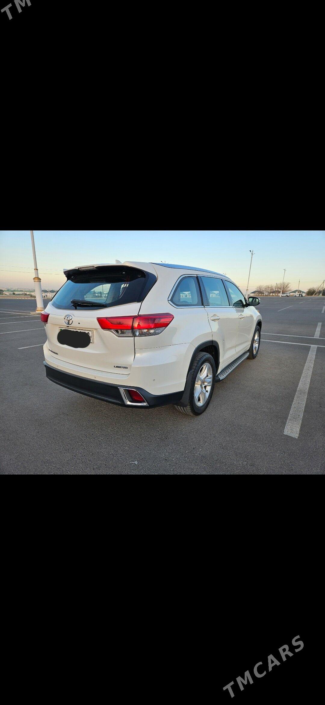 Toyota Highlander 2018 - 510 000 TMT - Ашхабад - img 2