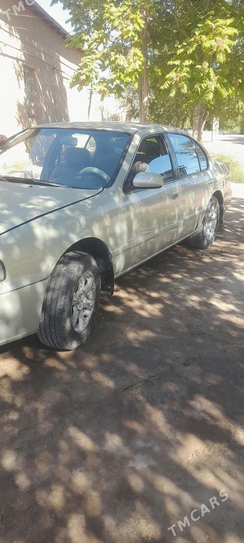 Nissan Maxima 2002 - 30 000 TMT - Акдепе - img 2