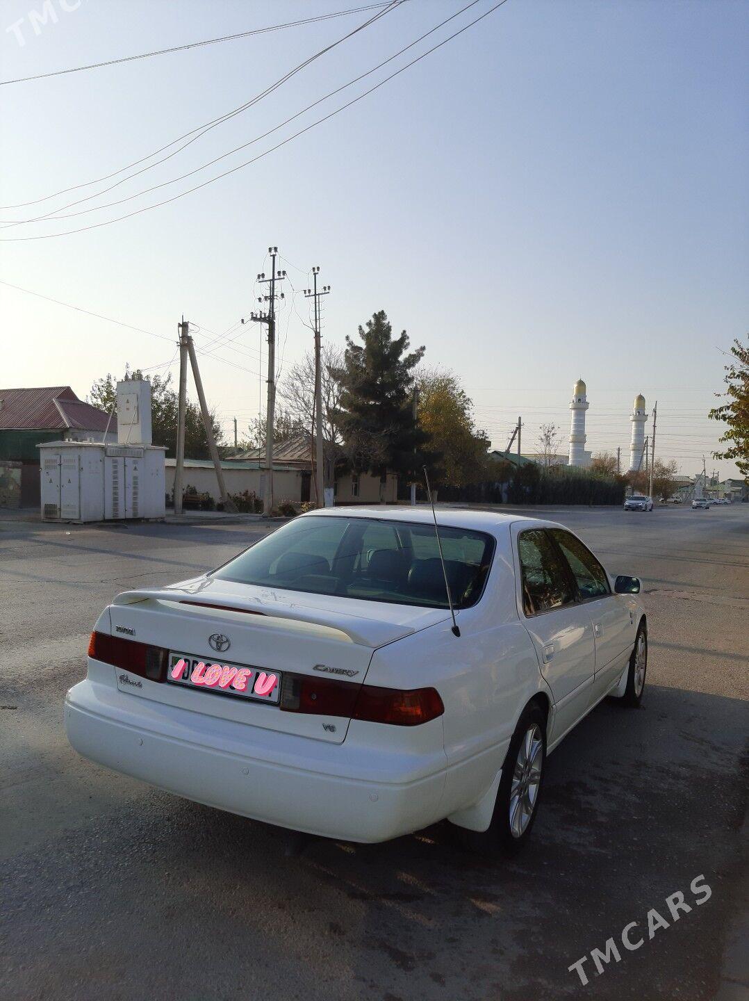 Toyota Camry 1999 - 130 000 TMT - Bäherden - img 2