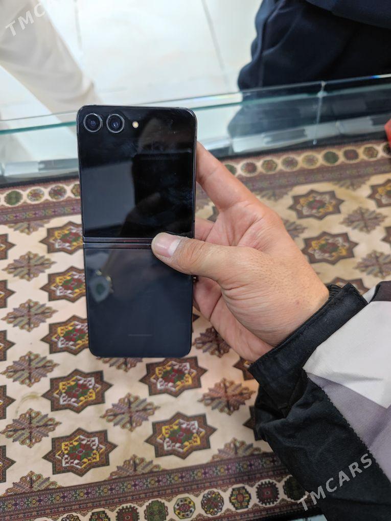 Z flip 5 8/256 - Bekrewe - img 6