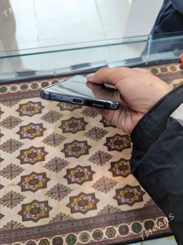 Z flip 5 8/256 - Bekrewe - img 3