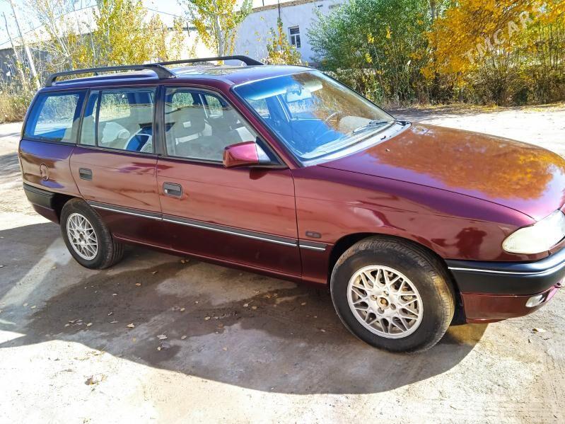Opel Astra 1993 - 46 000 TMT - Губадаг - img 2