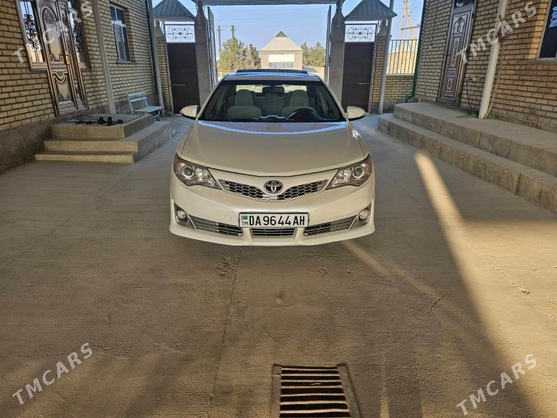 Toyota Camry 2012 - 280 000 TMT - Бахарден - img 4
