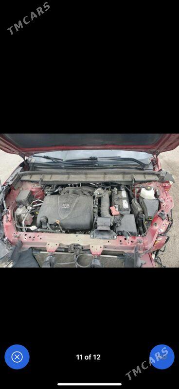 Toyota Highlander 2021 - 430 000 TMT - Мары - img 6