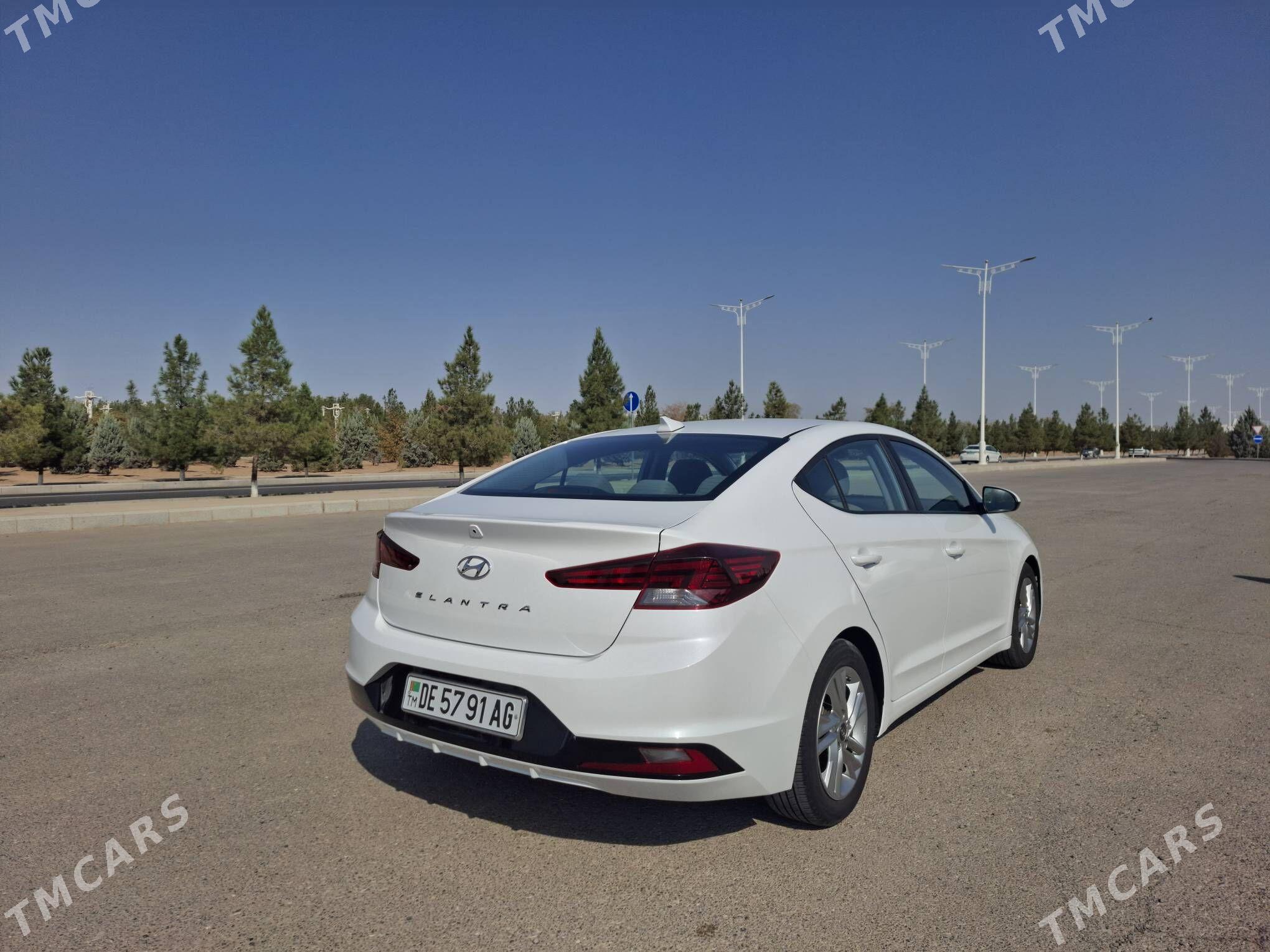 Hyundai Elantra 2020 - 230 000 TMT - Ашхабад - img 4